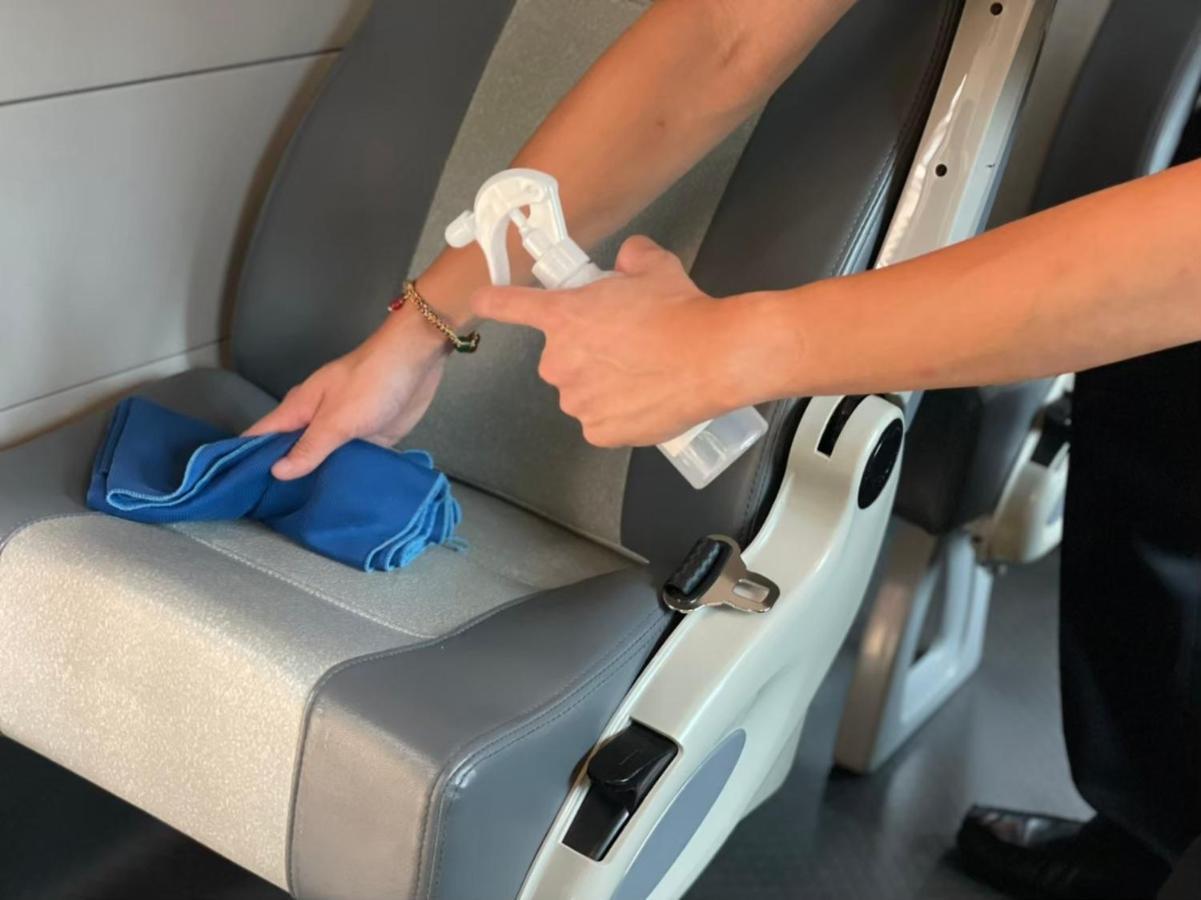 Hotel Royal Chiao Hsi Jiaoxi Exterior photo Disinfection of a train seat