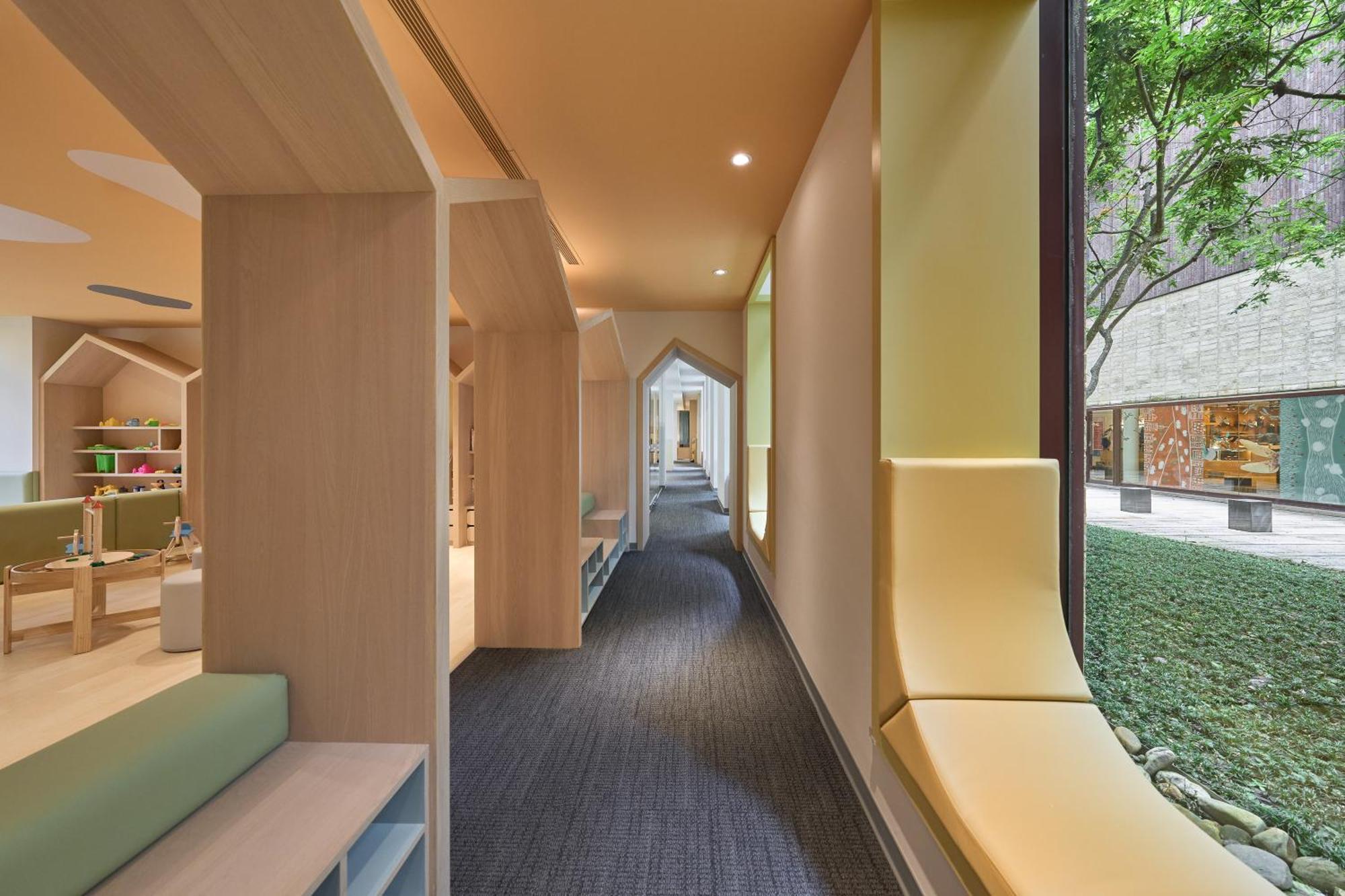 Hotel Royal Chiao Hsi Jiaoxi Exterior photo Interior of the library