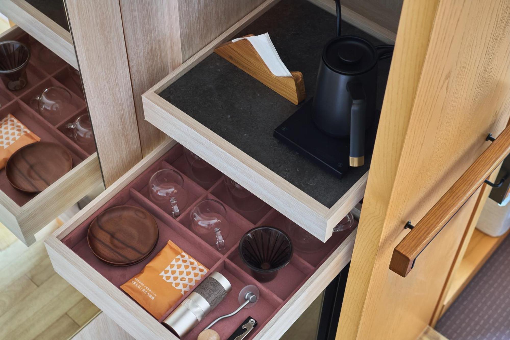 Hotel Royal Chiao Hsi Jiaoxi Exterior photo A drawer with a divider